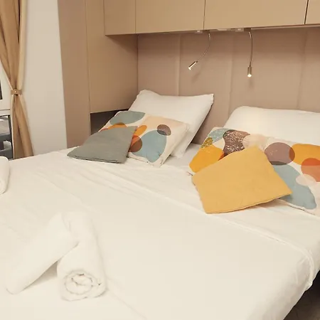 Luxury Homes Dom wakacyjny Pašman